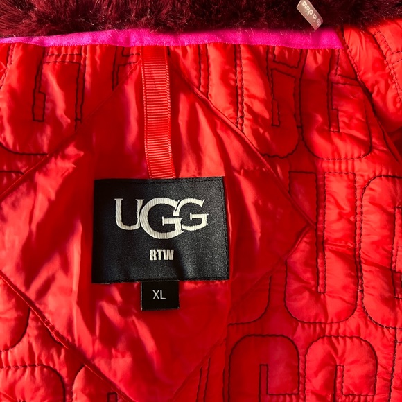 UGG Augusta Sherpa Jacket Bomber Winter Coat Red Maroon COZY CUTE - Picture 8 of 9